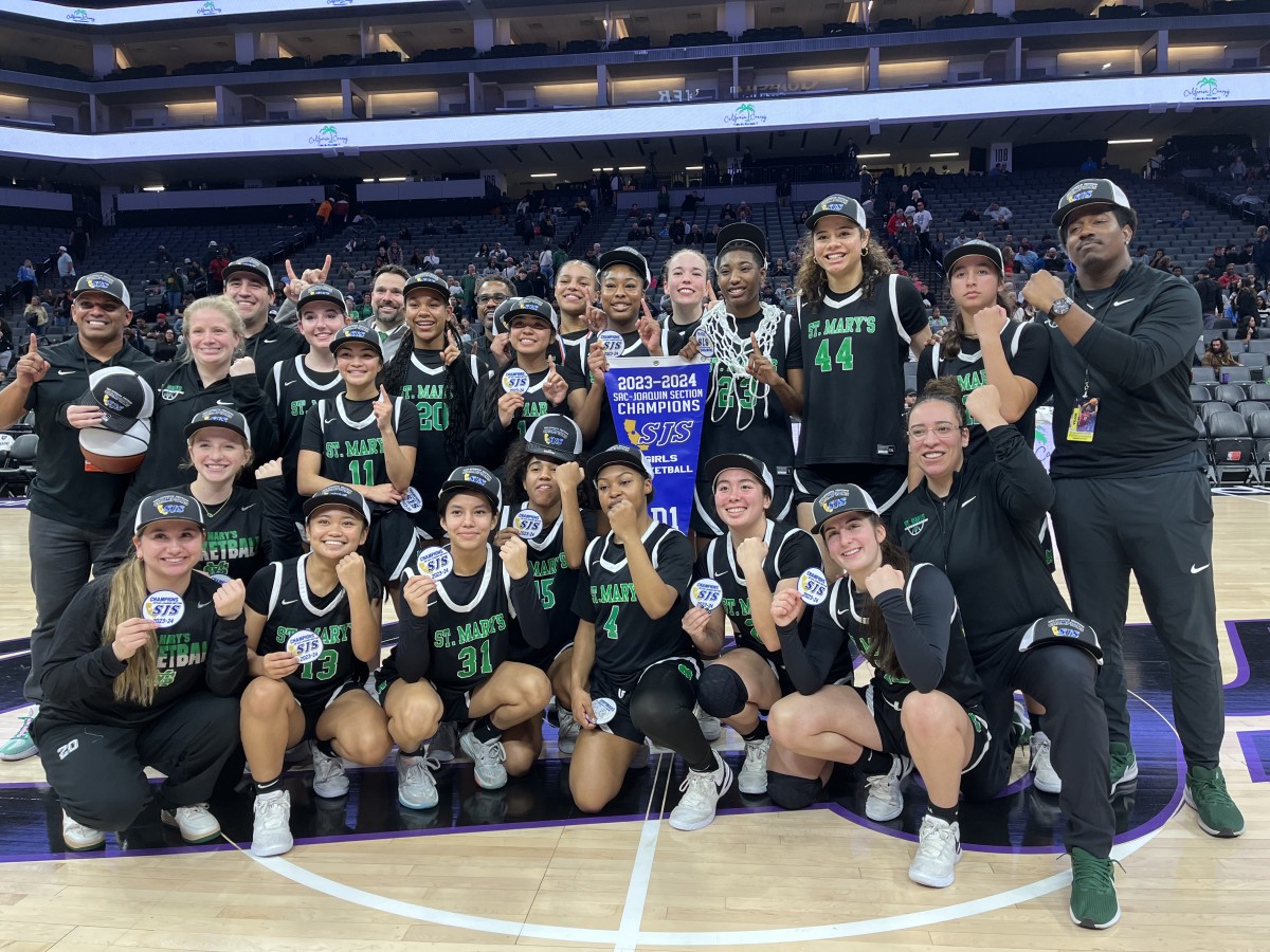St. Mary's celebrates the program's 22 section title and ninth D! crown since 2013. 